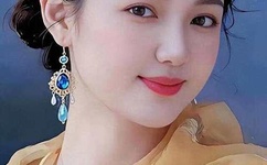 主动把奶头放进男朋友嘴巴里